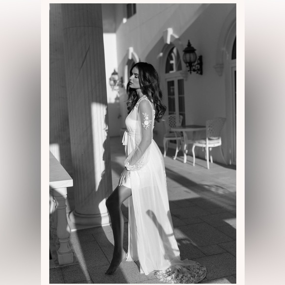 Le Rose Bridal Robe - NEW - Picture 10 of 11